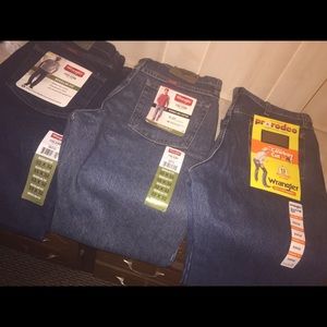 Men’s wrangler jeans!
